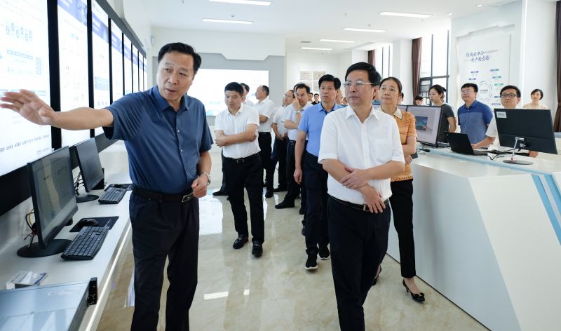 省委常委、长沙市委书记胡衡华莅临麒麟信安调研指导