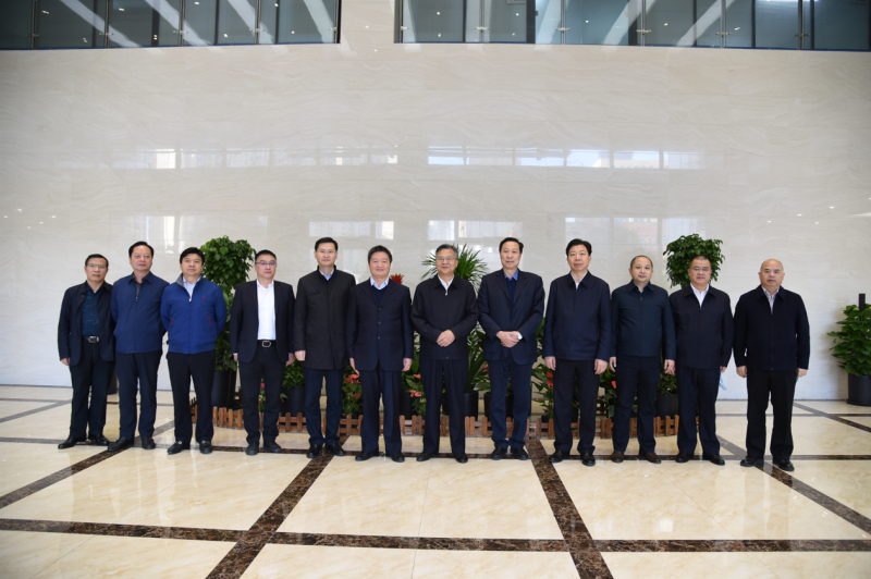 湖南省委常委、政法委书记李殿勋一行莅临麒麟信安调研参观